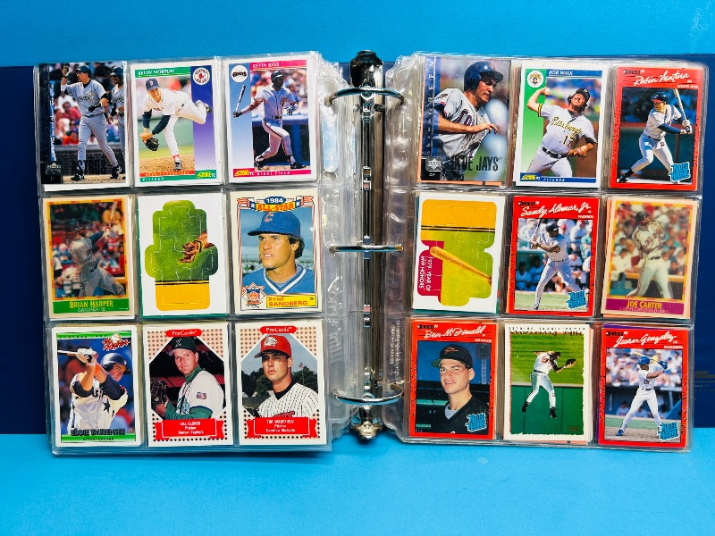 Photo 1 of 593379… final sale no returns/refunds-450 mixed baseball cards in binder 