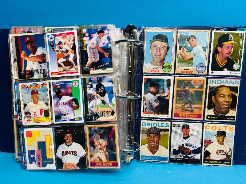 Photo 1 of 593379… final sale no returns/refunds-450 mixed baseball cards in binder 