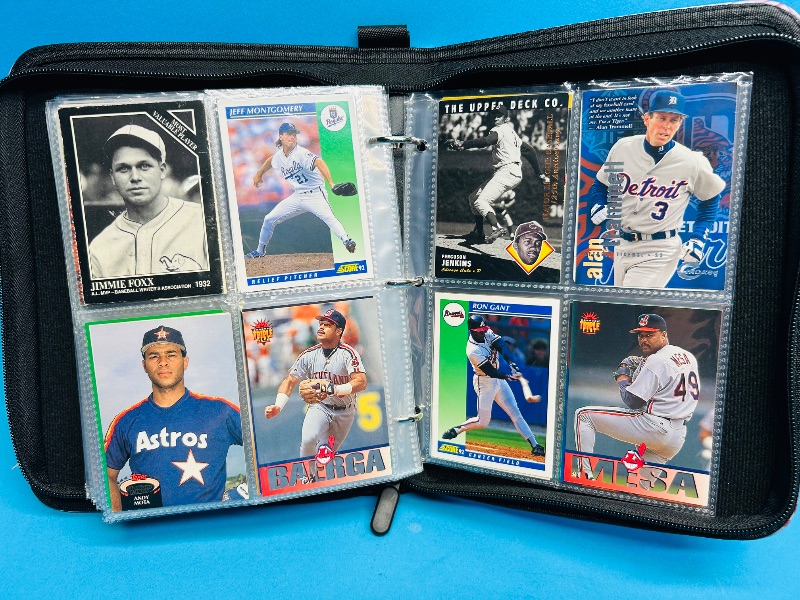 Photo 1 of 593380… final sale no returns/refunds-192 mixed baseball cards in binder 