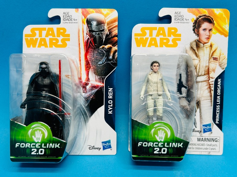 Photo 1 of 593387…2 Disney Star Wars force link 2.0 figures 