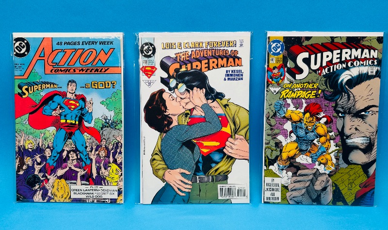 Photo 1 of 593482…3 Superman comics in plastic sleeves 