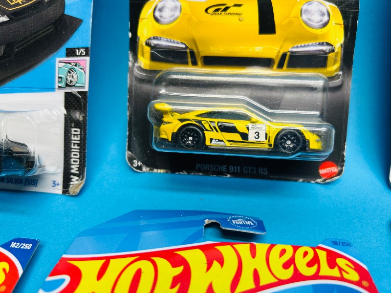 Photo 1 of 593531… final sale no returns/refunds-damaged packages 15 hot wheels die cast cars 