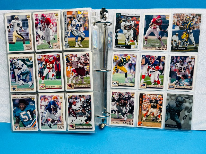 Photo 1 of 593533…  final sale no returns/refunds-396 mixed football cards in binder 