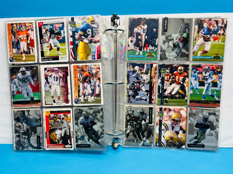 Photo 1 of 593533…  final sale no returns/refunds-396 mixed football cards in binder 