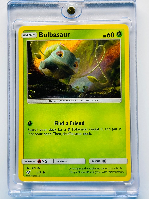 Photo 1 of 593562…Holo Bulbasaur Pokémon card in hard plastic case