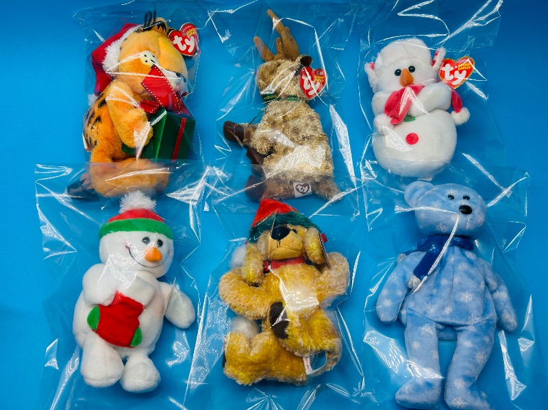 Photo 1 of 593586… 6 holiday TY beanie babies in plastic bags 