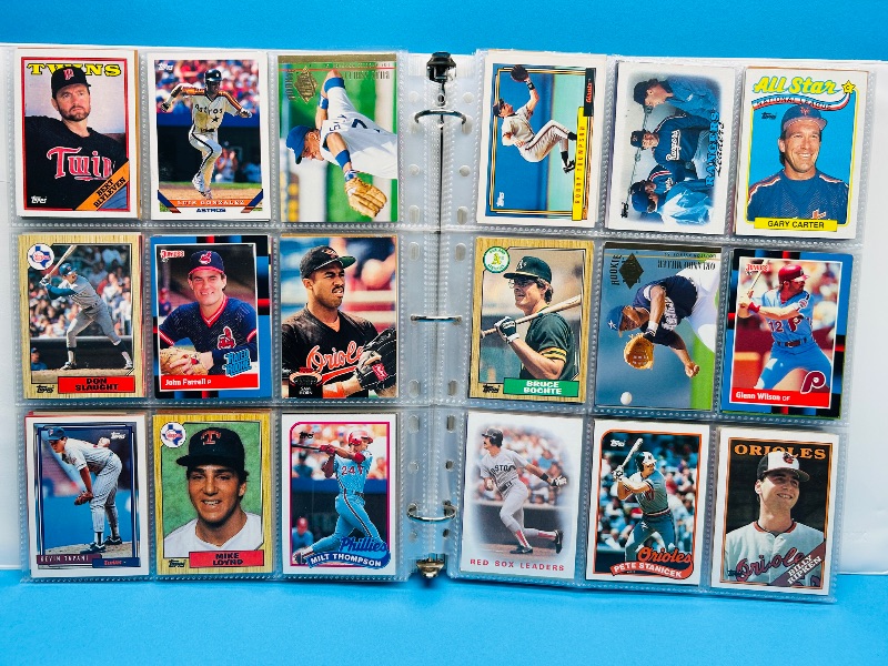 Photo 1 of 593604… final sale no returns/refunds-360 mixed baseball cards in binder