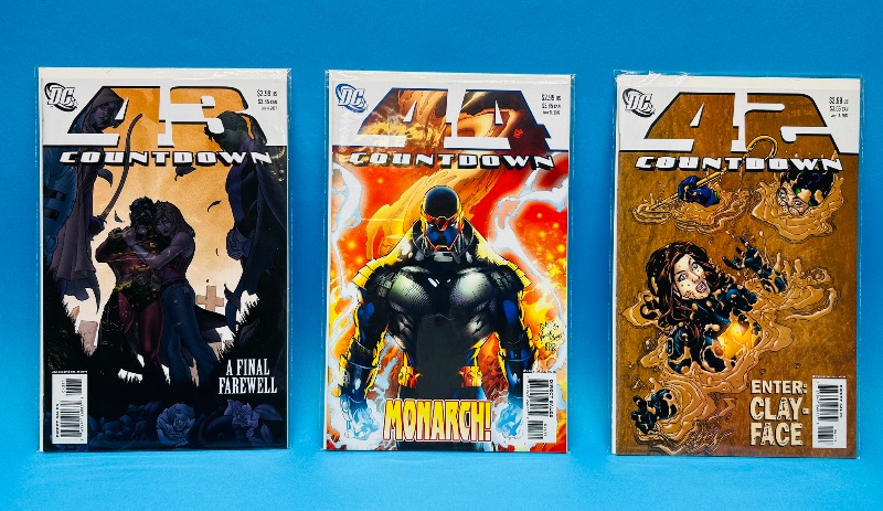 Photo 1 of 593619…3 comics in plastic sleeves