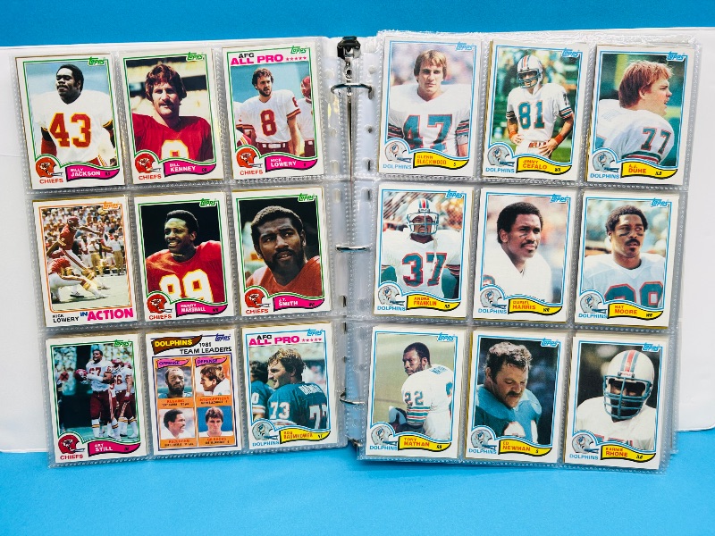 Photo 1 of 593628…final sale no return/refund-528 complete 1982 football card set in binder