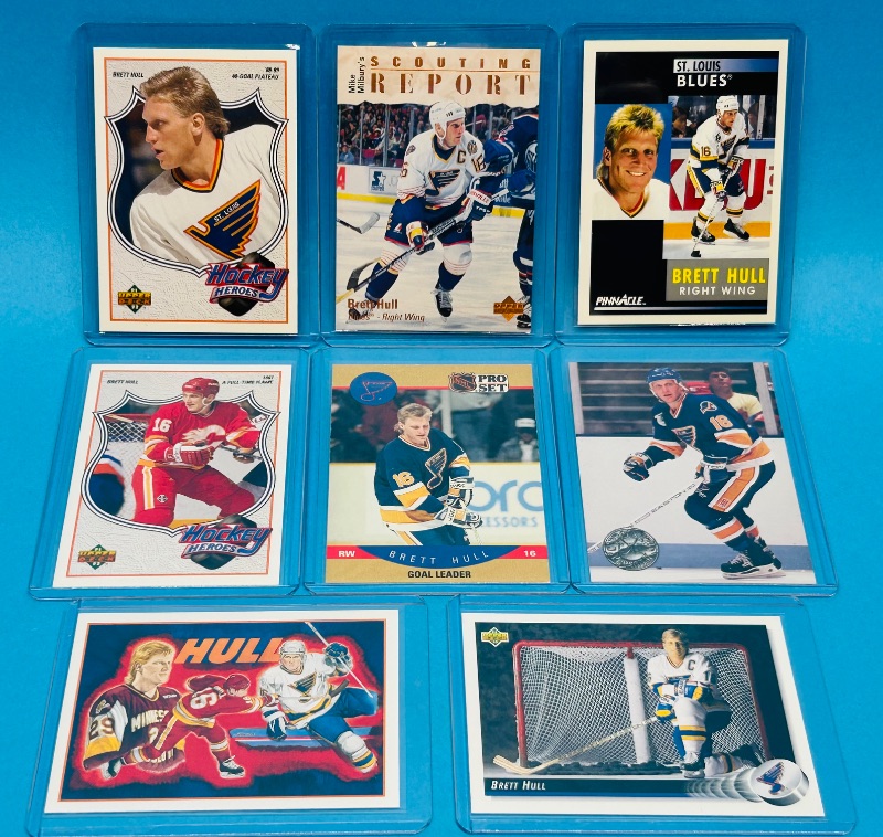 Photo 1 of 593631…8 Brett Hull cards in hard plastic sleeves 