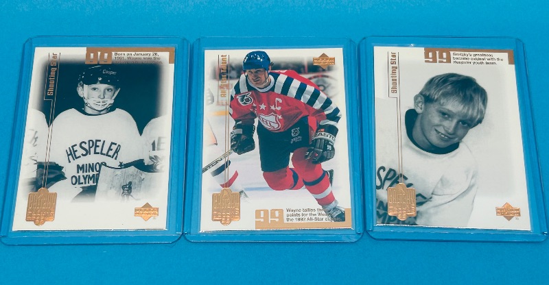 Photo 1 of 593658…3 Wayne Gretzky cards in hard plastic sleeves