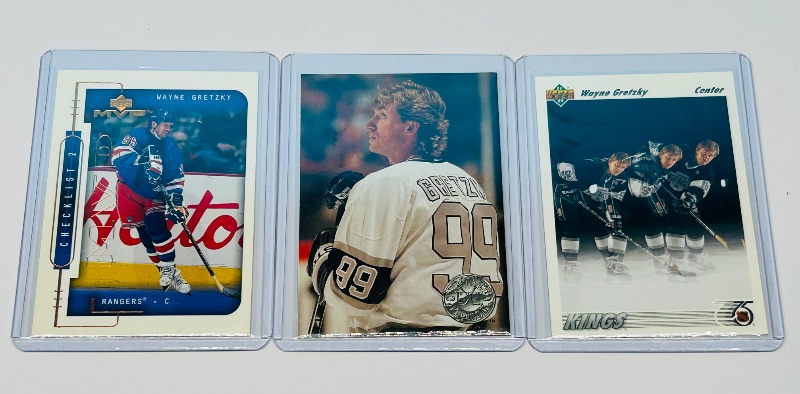Photo 1 of 593714…3 Wayne Gretzky cards in hard plastic sleeves 