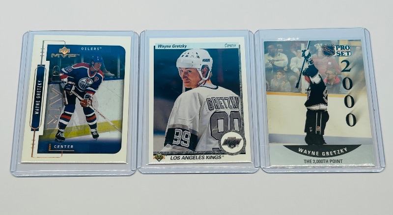 Photo 1 of 593715…3 Wayne Gretzky cards in hard plastic sleeves 