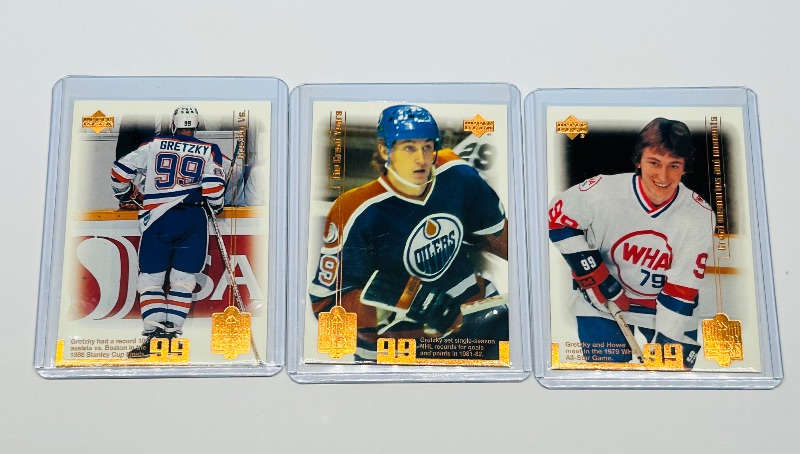 Photo 1 of 593716…3 Wayne Gretzky cards in hard plastic sleeves 
