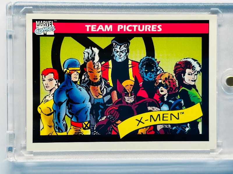 Photo 1 of 593742…Marvel X-men team picture card in hard plastic case