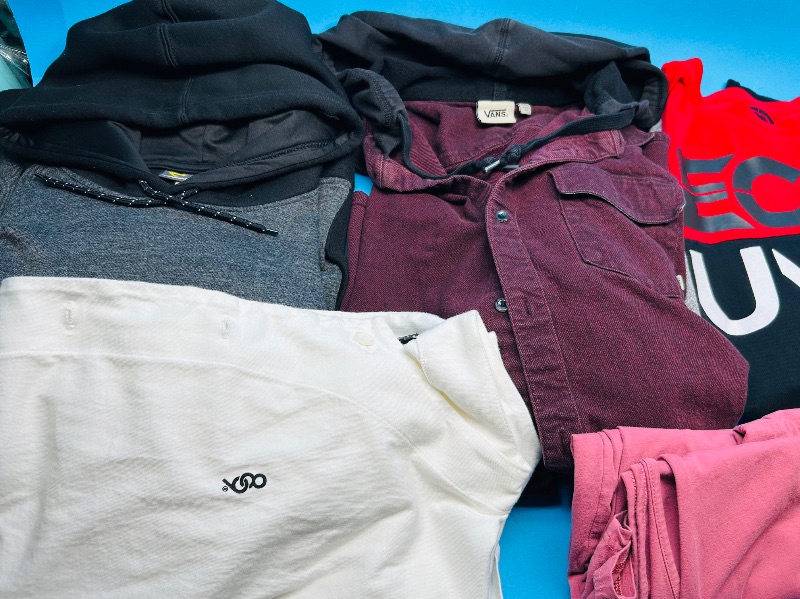 Photo 1 of 593750…mens used shirts size XXL