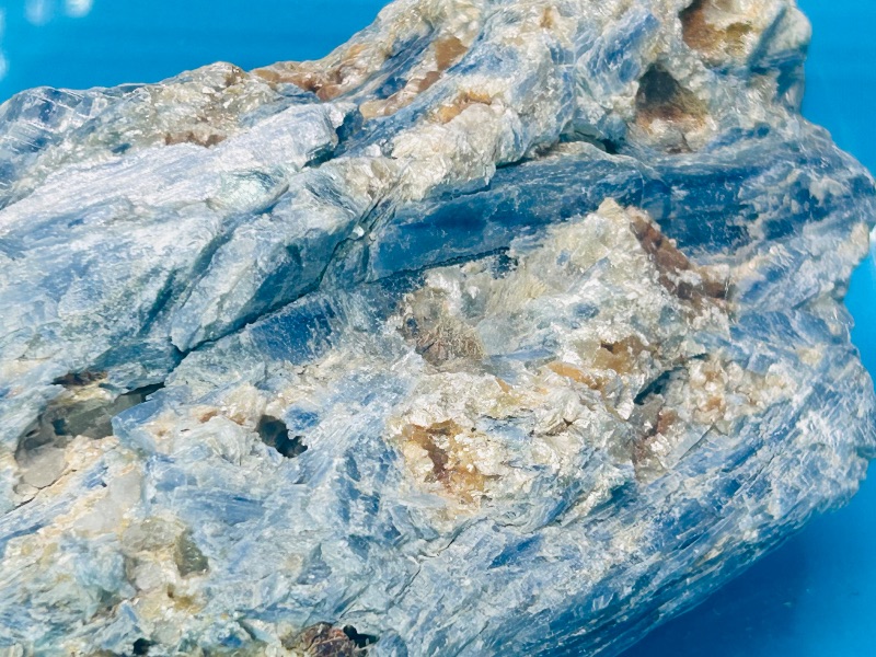 Photo 1 of 593827…large blue kyanite cluster in 6 x 6” case