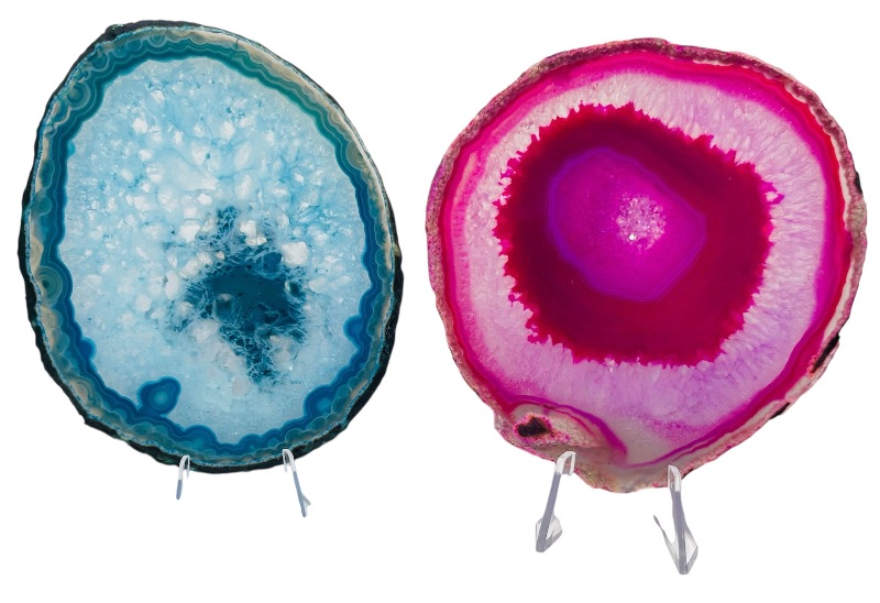 Photo 1 of 593830…  2 agate slices on stands approx 4x5”