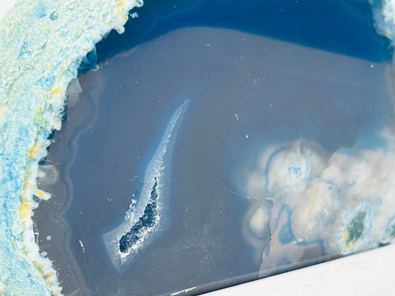 Photo 1 of 593864…3.5” agate base rock