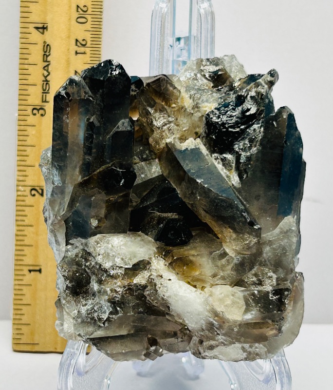 Photo 1 of 593870…3” y quartz cluster with stand