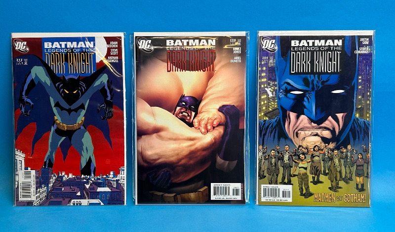 Photo 1 of 594043…3 Batman comics in plastic sleeves