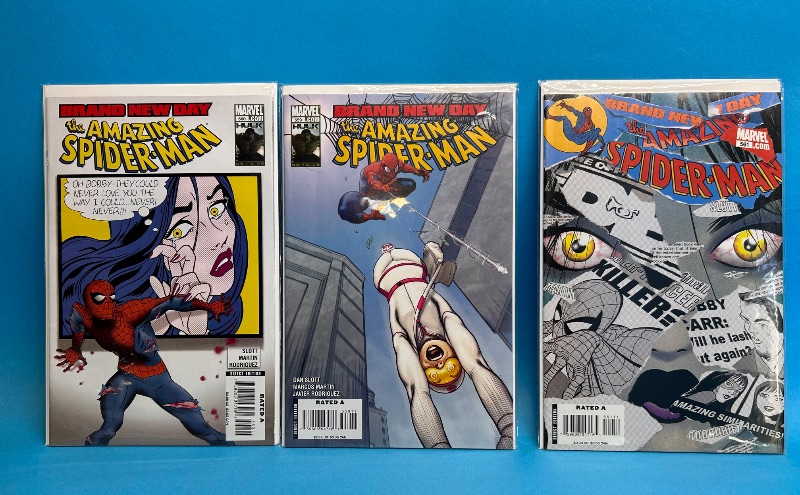 Photo 1 of 594067…3 Spider-Man comics in plastic sleeves 