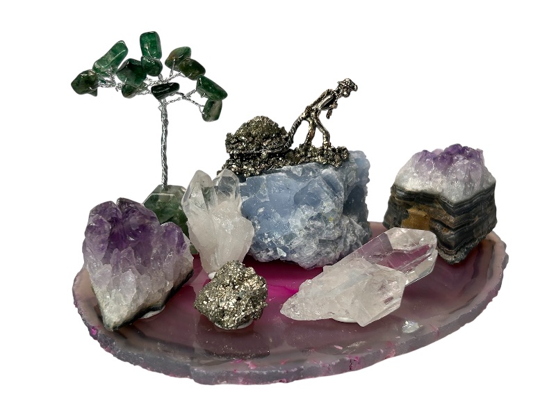 Photo 1 of 594101…rock collection on 6” agate slice