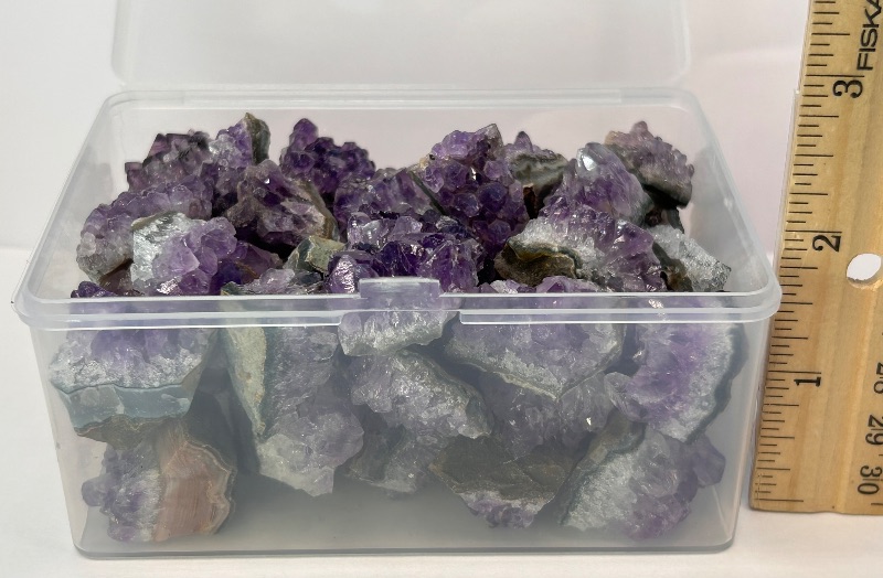 Photo 1 of 594114…small container of amethyst crystal chunks 