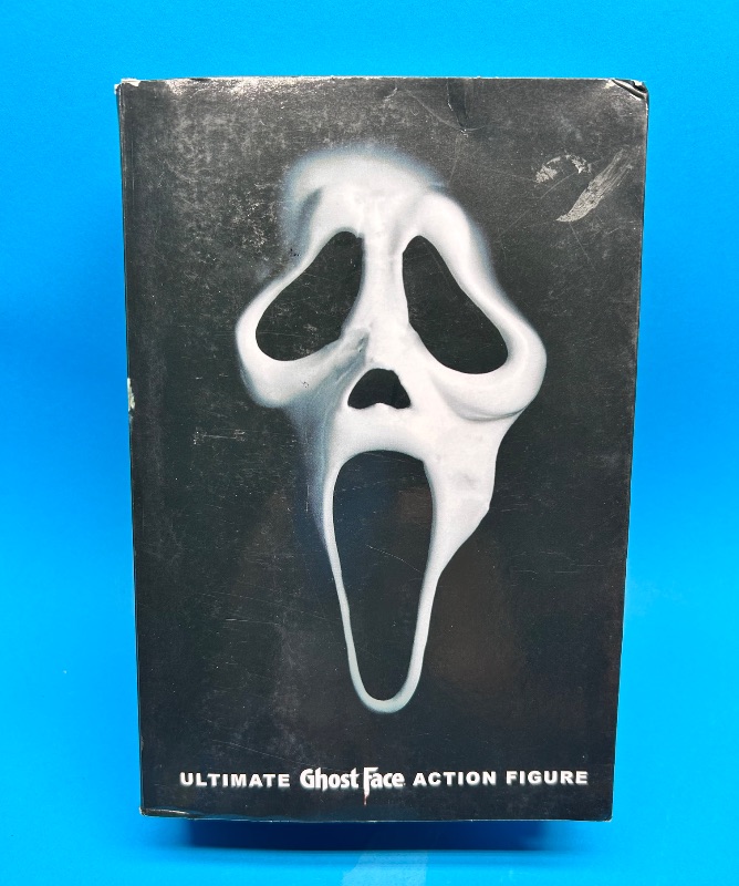 Photo 1 of 594148…NECA Ghost Face Scream action figure - missing extra knives