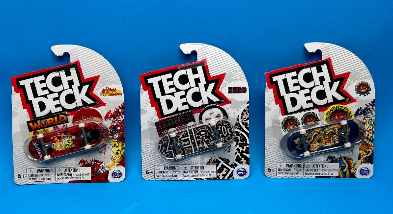 Photo 1 of 594152…3 Tech Deck fingerboards 