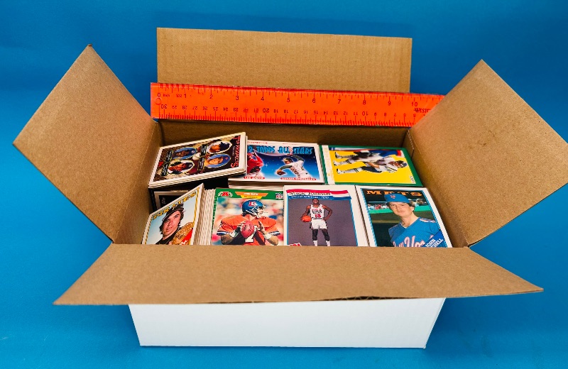 Photo 1 of 594500…final sale damaged sports cards no return or refund- bends and wear 