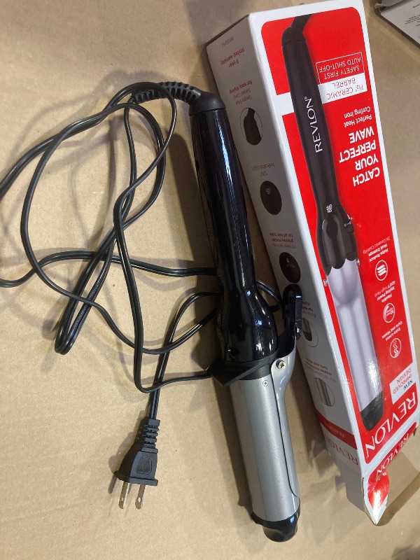 Photo 1 of Revlon Perfect Heat Triple Ceramic Curling Iron for Silky Smooth Loose Curls (1-1/2 in)
