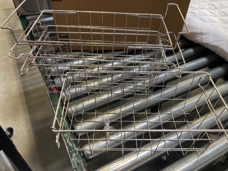 Photo 1 of 7x15in Wire Baskets 4pcs