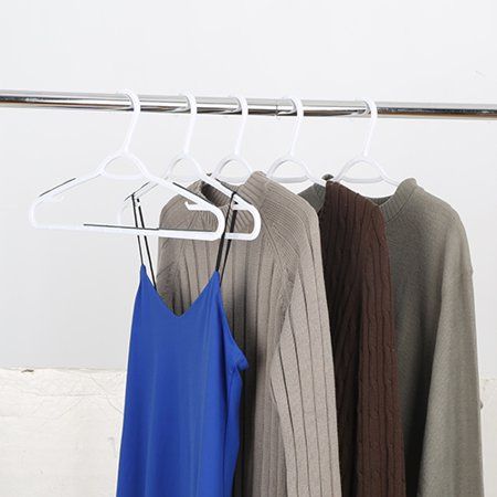 Photo 1 of Mainstays Non-Slip Clothing Hangers 30 Pack White Durable Plastic TPE Strips
