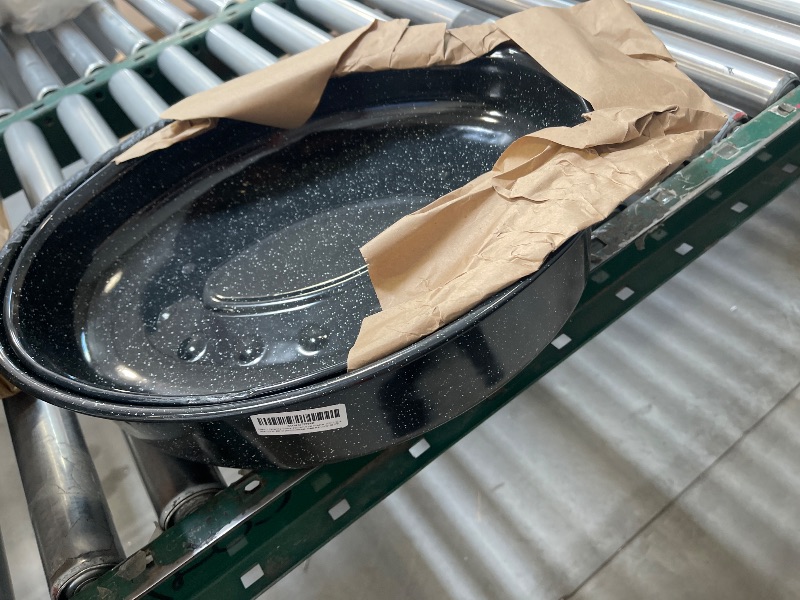 Photo 1 of Granite Ware 19 inch oval roaster with Lid enameled steel design to accommodate up to 20 lb poultry/roast. Resists up to 932°F