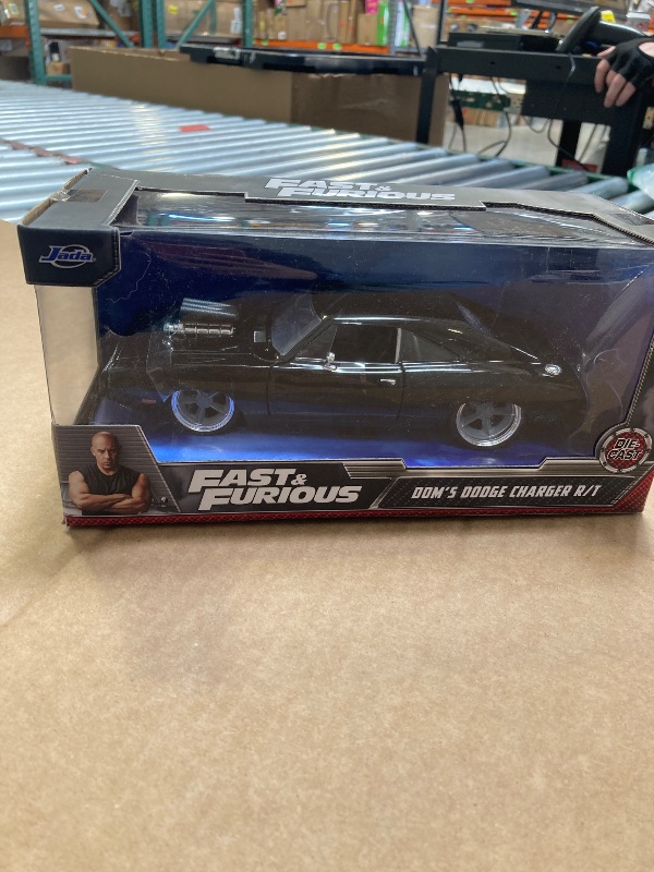 Photo 1 of Jada Dom's 1970 Dodge Charger R/T Off Road Version Fast & Furious 7" Movie 1/24 Diecast Model Car
