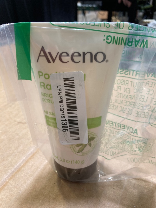 Photo 1 of Aveeno Positively Radiant Skin Brightening Exfoliating Daily Facial Scrub, Moisture-Rich Soy Extract, helps improve skin tone & texture, Oil-& Soap-Free, Hypoallergenic, 5 oz