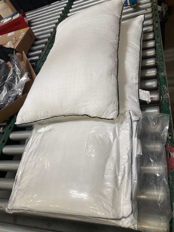 Photo 1 of 3 Pack Ultra Soft Pillows 