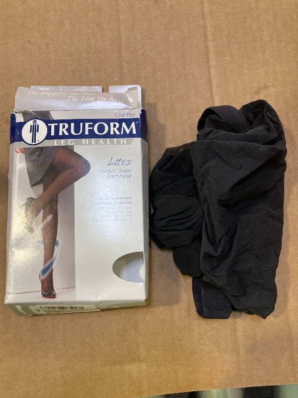 Photo 1 of Truform Sheer Compression Pantyhose, 8-15 mmHg, Women's Shaping Tights, 20 Denier, Black , X-Tall
