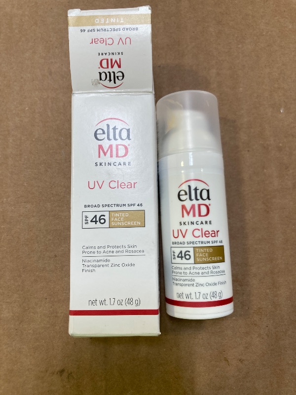 Photo 1 of EltaMD UV Clear Tinted Sunscreen for Face, SPF 46 with Zinc Oxide, Oil-Free, Dermatologist Recommended, For Acne-Prone Sensitive Skin, 1.7 oz