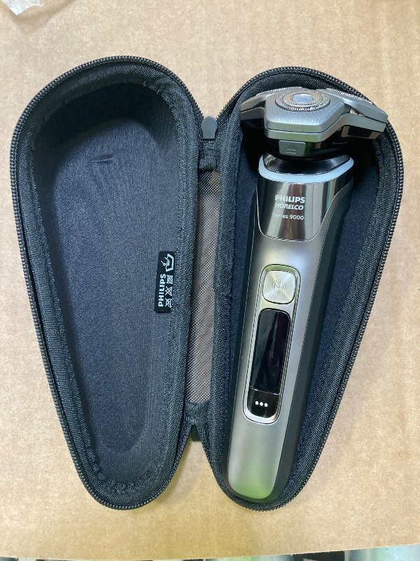 Photo 1 of Philips Norelco Shaver Series 9000