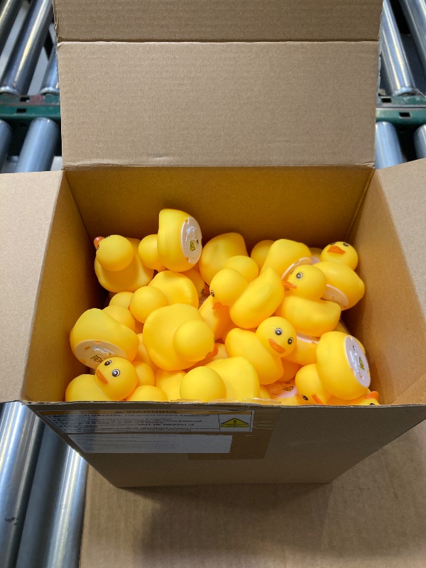 Photo 1 of Jerify 100 Pcs Bulk LED Rubber Ducks Light up Yellow Bathtub Rubber Ducks Glow Bath Floating Toys with LED Lights Birthday Halloween Christmas Easter Shower Pool Toys for Holiday Bathroom