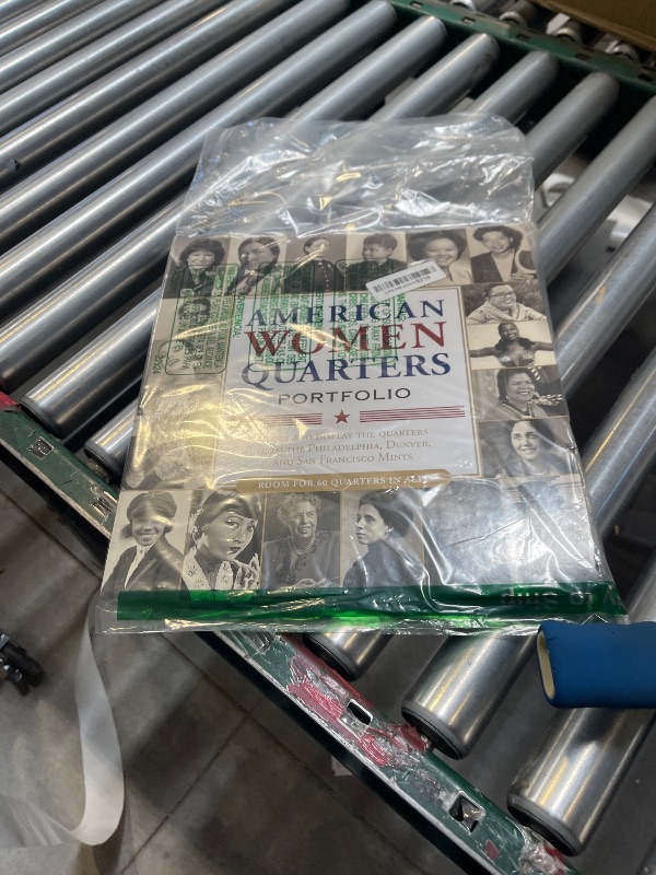 Photo 1 of American Women Quarters Collector's Portfolio (Collect quarters for all three mints!)