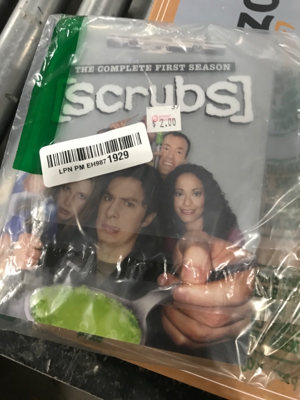 Photo 1 of Scrubs - The Complete First Season