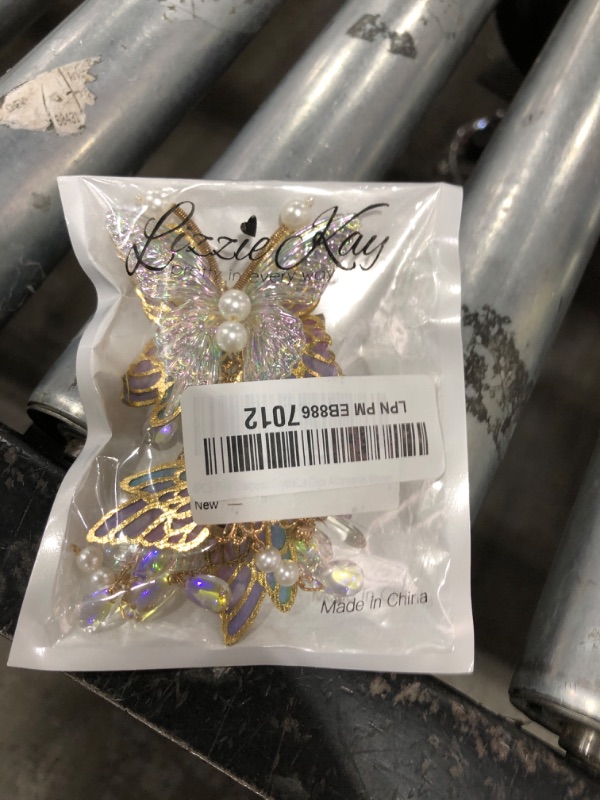 Photo 1 of 4PCS Pink Diamond Crystal Pearl Gold Bobby Pins Decorative Hair Slides Clips Accessories Women