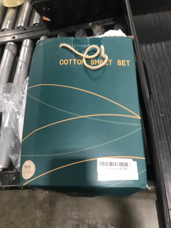 Photo 1 of 100% Egyptian Cotton Sheets King Size,1000 Thread Count Luxury Heavy Bed Sheets Set,All Season,Bedding Super Soft Breathable with 18" Deep Pocket Sheets 4-Pc Sets (Pearl White, King)
