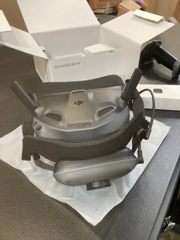 Photo 1 of Original Goggles N3 for DJI Neo,Avata 2,O4 Air Unit Pro,O4 Air Unit VR Headset - Plug-and-Play Design, Head Tracking & 1080p HD Display?, Seamless AR Cursor Control