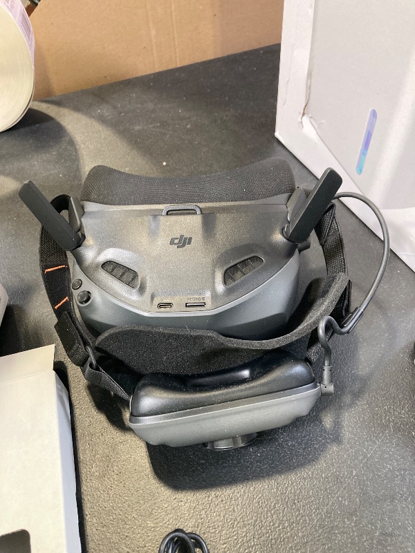 Photo 1 of Original Goggles N3 for DJI Neo,Avata 2,O4 Air Unit Pro,O4 Air Unit VR Headset - Plug-and-Play Design, Head Tracking & 1080p HD Display?, Seamless AR Cursor Control