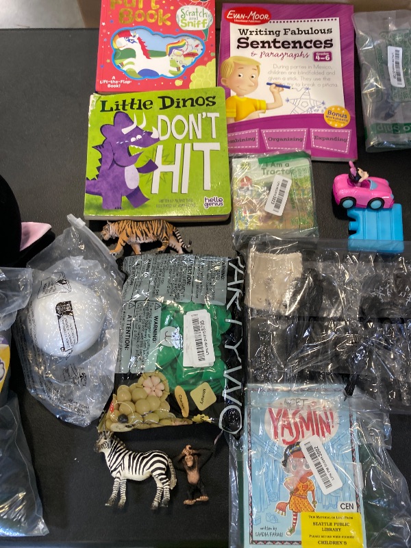 Photo 1 of ASSORTED ITEMS BUNDLE- READ CLERK NOTES 