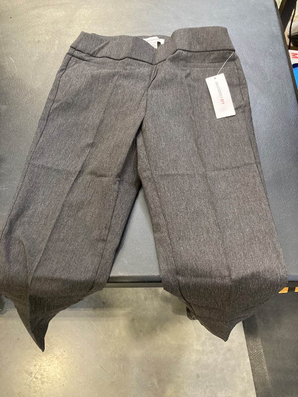 Photo 1 of Liz Claiborne Lisa Womens Straight Fit Straight Trouser ( size 4PS ) 